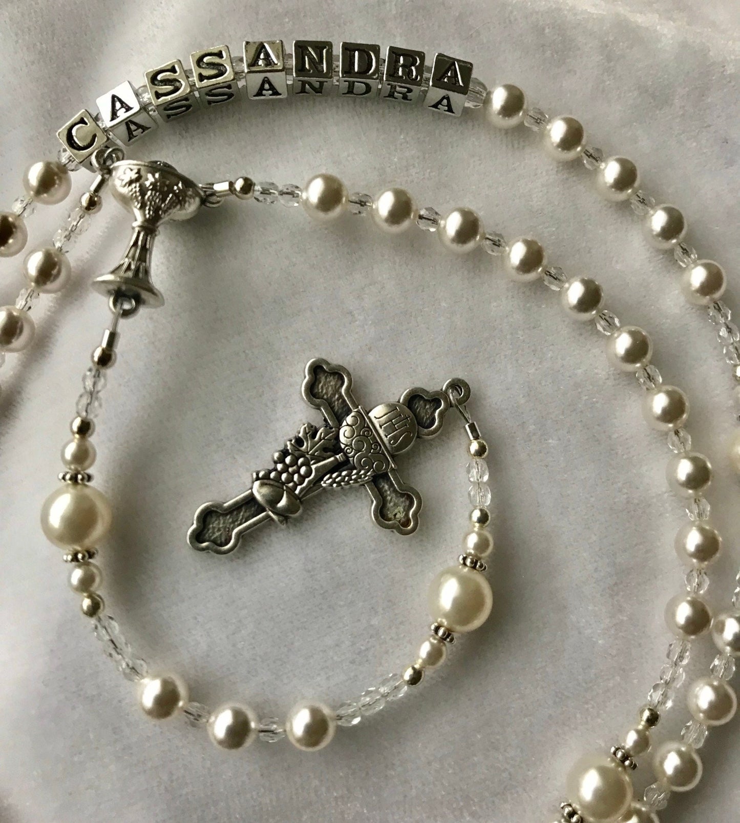 Personalized Pearl Rosary,First Communion Rosary,Christening Baptism Rosary,Religious Gift,Confirmation Sponser Gift Rosary,Godchild Rosary