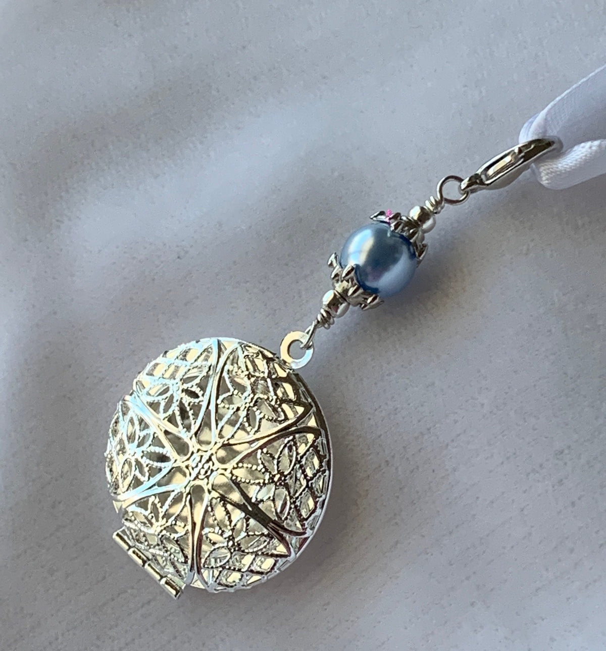 Something Blue Bridal Bouquet Photo Charm,Bridal Wedding Bouquet Photo Charms Sentimental Wedding Keepsake,Blue Bouquet Charm