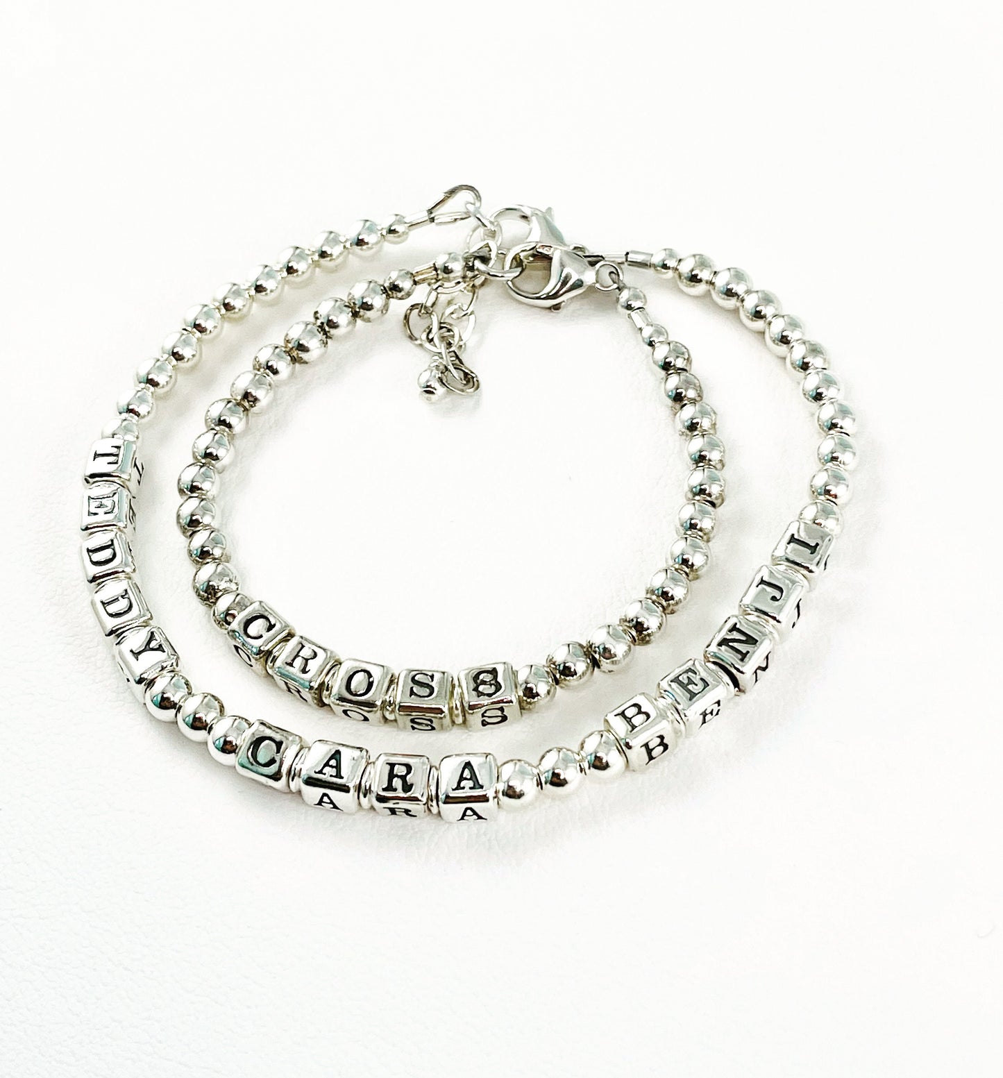 Solid Sterling Silver Mother Name Bracelet, Mother Bracelet, Mother's Day Present Bracelet, Grandmother Name Bracelet, Three Name Bracelet