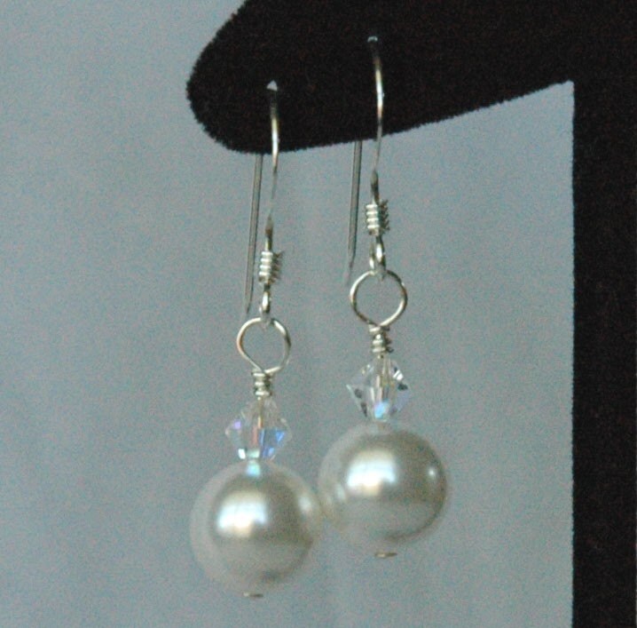 Baby Girl Pearl and Crystal Necklace,Jr Bridesmaid Flower Girl Pearl Necklace,First Communion Confirmation Baptism Christening Necklace