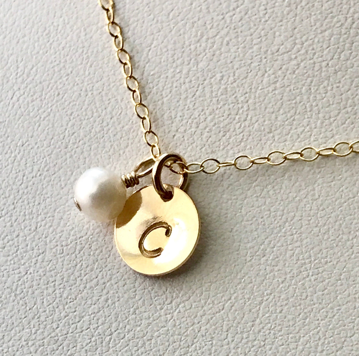 Personalized Gold Miraculous Medal Necklace,Tiny Virgin Mary Necklace,Everyday Religious Catholic Jewelry Gift,First Communion Gift for Girl