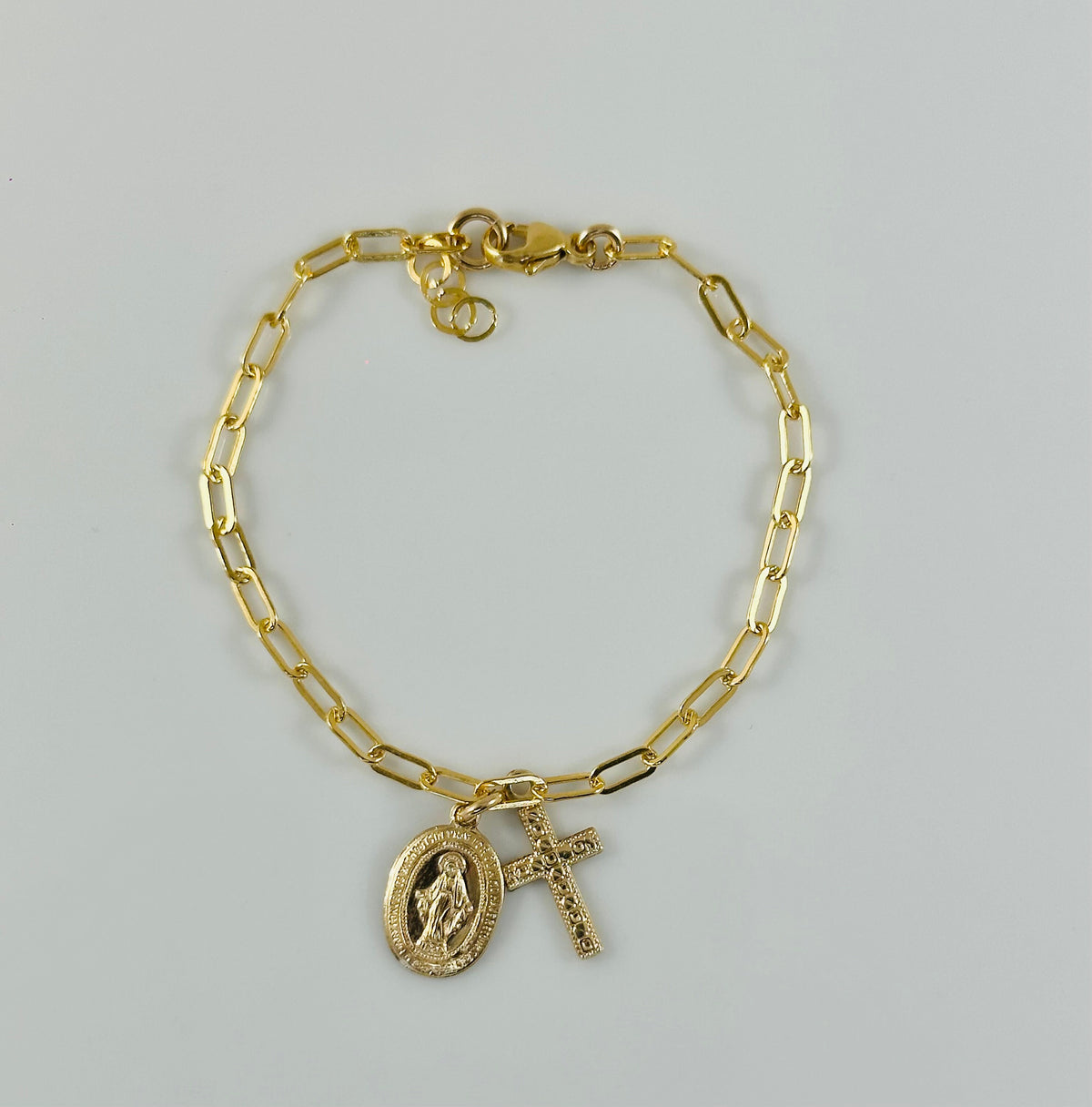Gold Virgin Mary Paperclip Bracelet,Gold Chain Bracelet,Religious Bracelet ,Gift for Mom