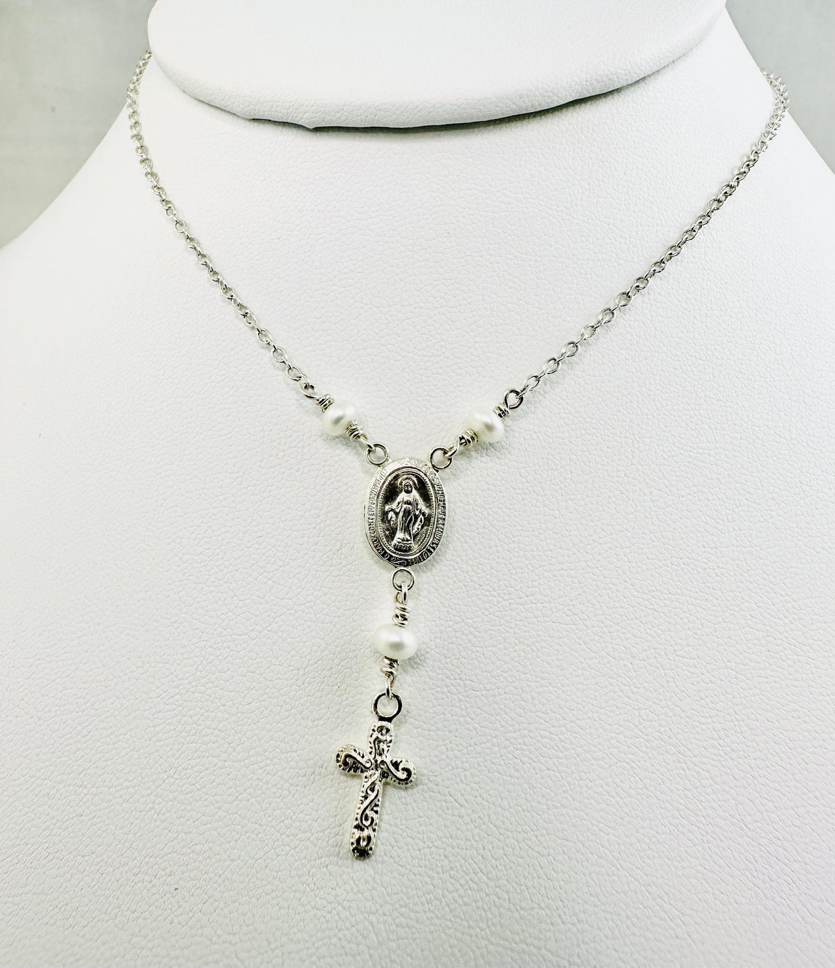 Silver Rosary Necklace,Miraculous Mary and Cross Necklace,First Communion Confirmation Rosary Necklace,Dainty Virgin Pearl Lariat Necklace