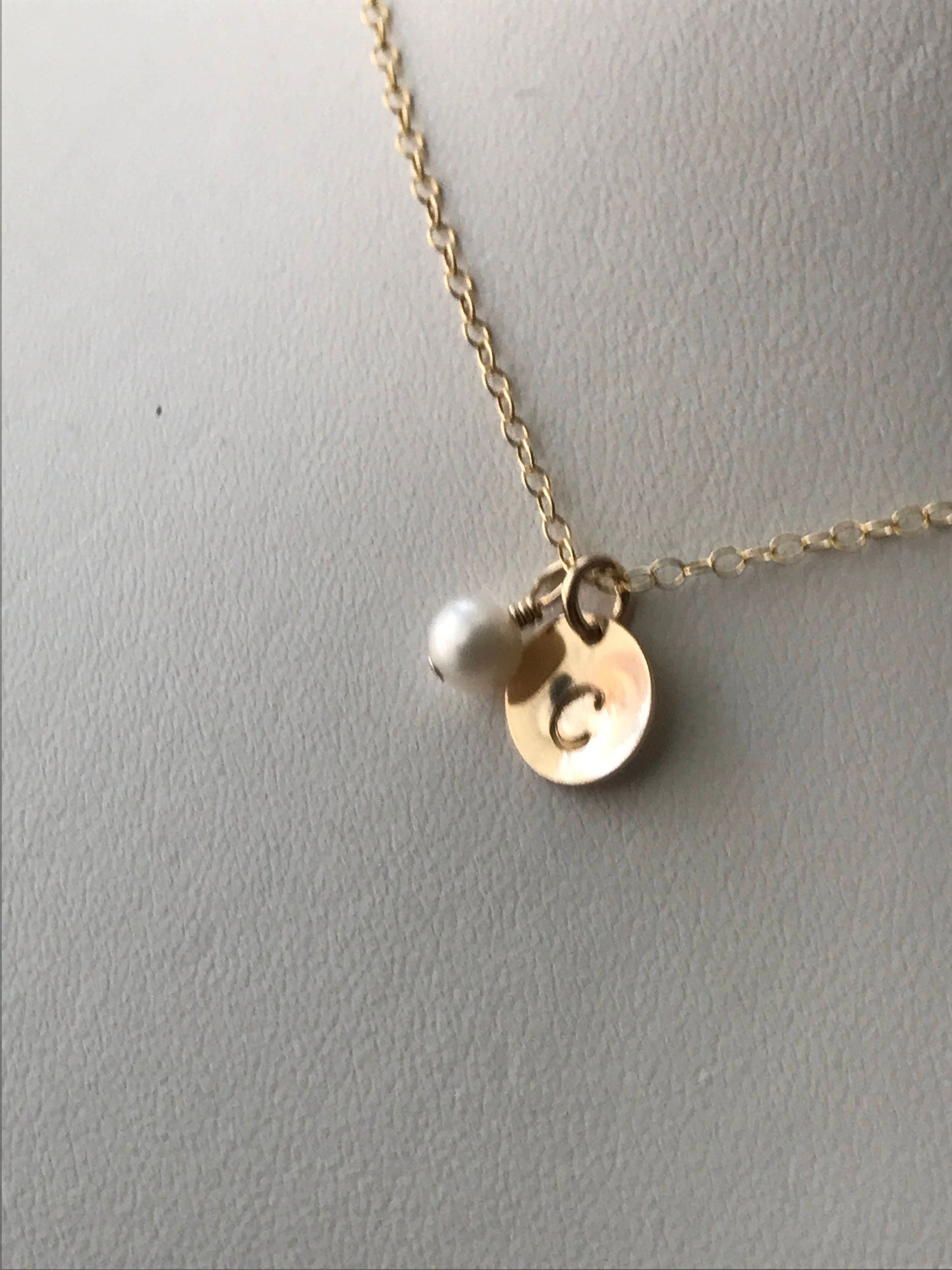 Personalized Flower Girl Gold Initial Necklace, Birthstone Gold Necklace,Dainty Personalized Initial Pearl Necklace,Toddler Flower Girl Gift