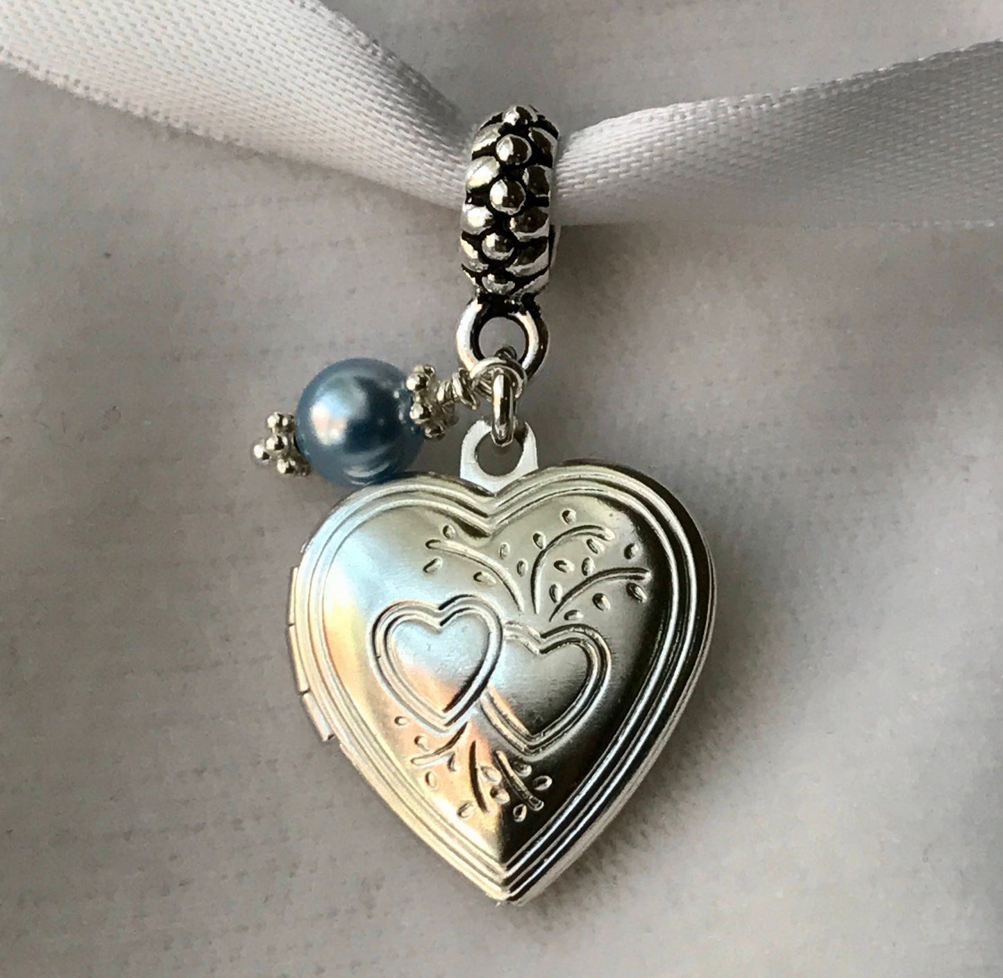 Something Blue Locket Charm, Something Blue Bouquet Charm,Blue Wedding Bouquet Memorial Locket Charm, Personalized Memory Bouquet Charm