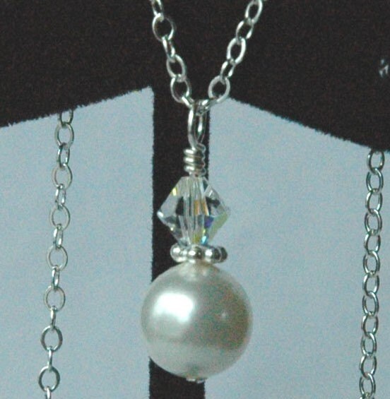 PRESTIGE Crystal and Pearl  Set/Earrrings Necklace, Bridesmaid Gift Set Jewelry, Junior Bridesmaid Earrings Necklace, Flower Girl Necklace