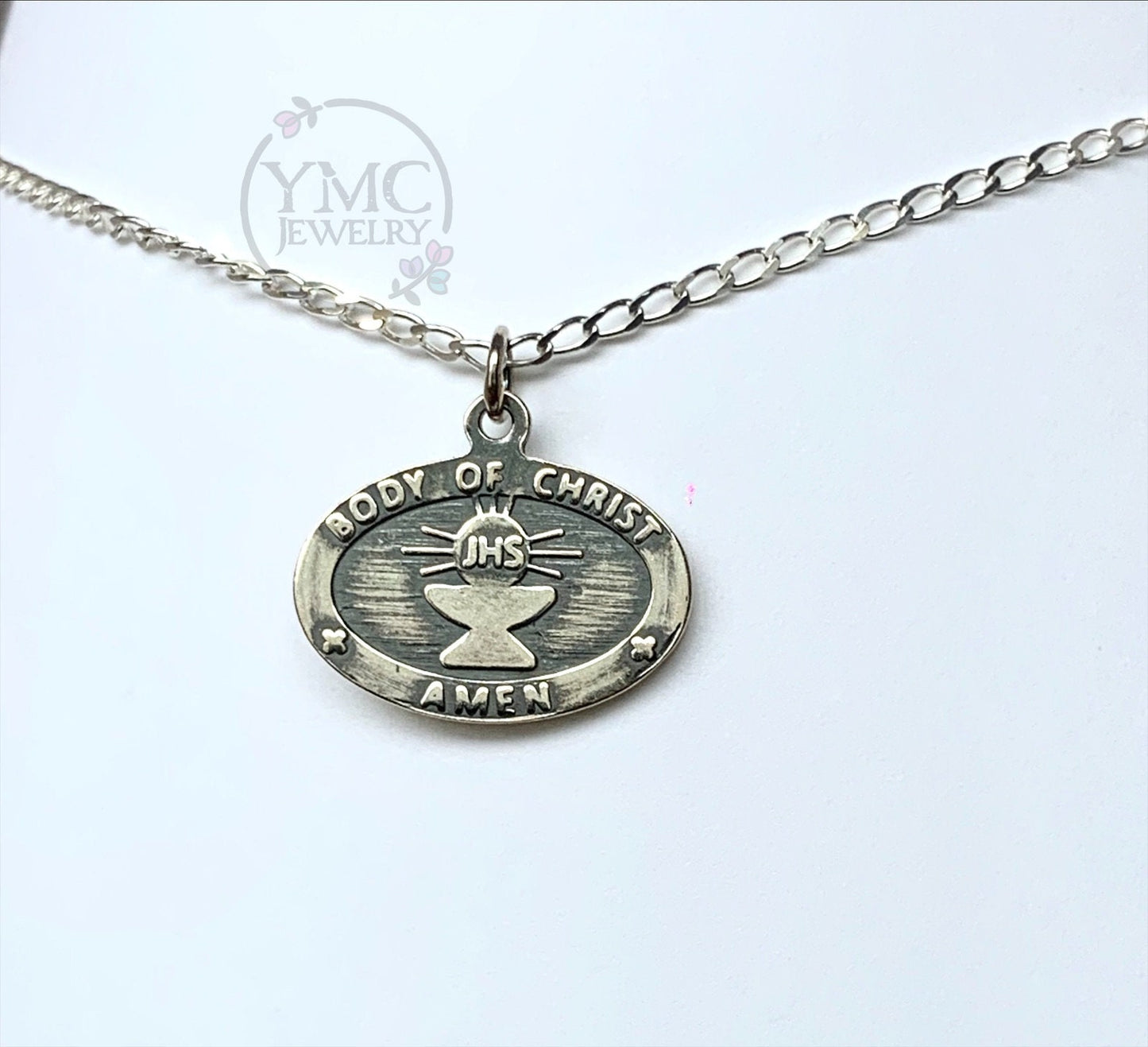 My First Holy Communion Medallion Necklace,Eucharist Medallion Necklace,Body of Christ Necklace,Personalized First Communion Necklace
