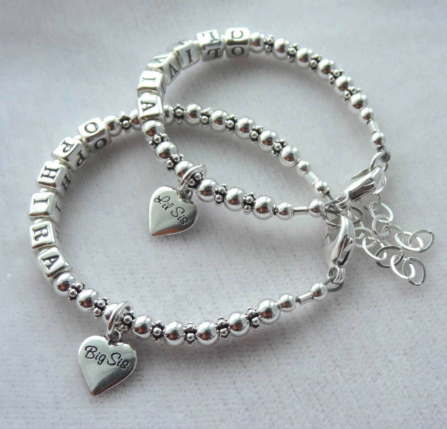 Sterling Silver Personalized Big Sister/Middle Sister/Little Sister Name Children Bracelet,Heart Charm Big Sis Mid Sis Lil Sis Name Bracelet