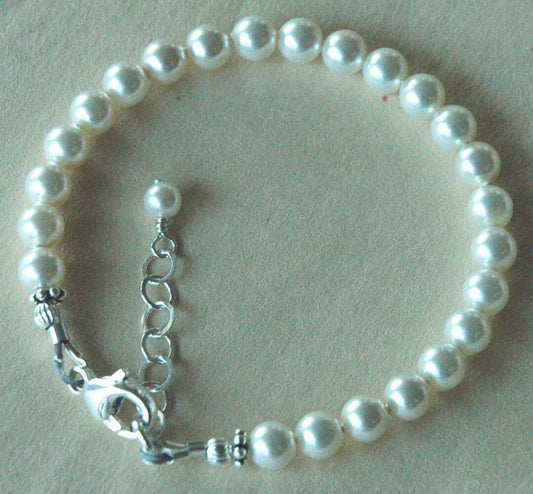 Simple PRESTIGE Crystal Pearl Baby Girl Children Bracelet,Baby Pearl Bracelet,Flower Girl Pearl Bracelet,Toddler Bracelet,Gift for baby girl