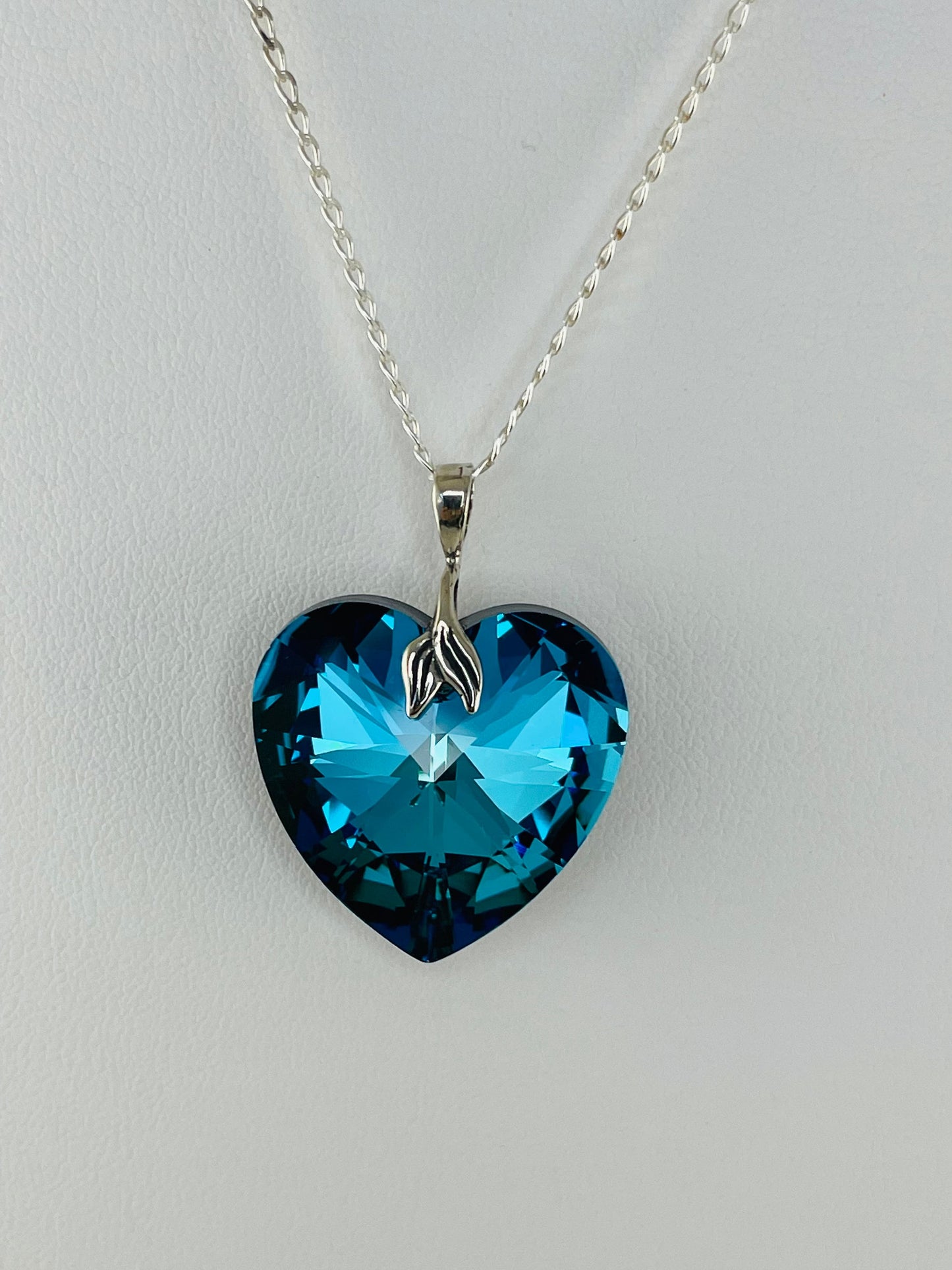 Large-PRESTIGE Crystal Bermuda Blue Heart Pendant Necklace,Gift for Valentine's Day Mother's Day,Blue Heart Necklace,Heart Crystal Necklace