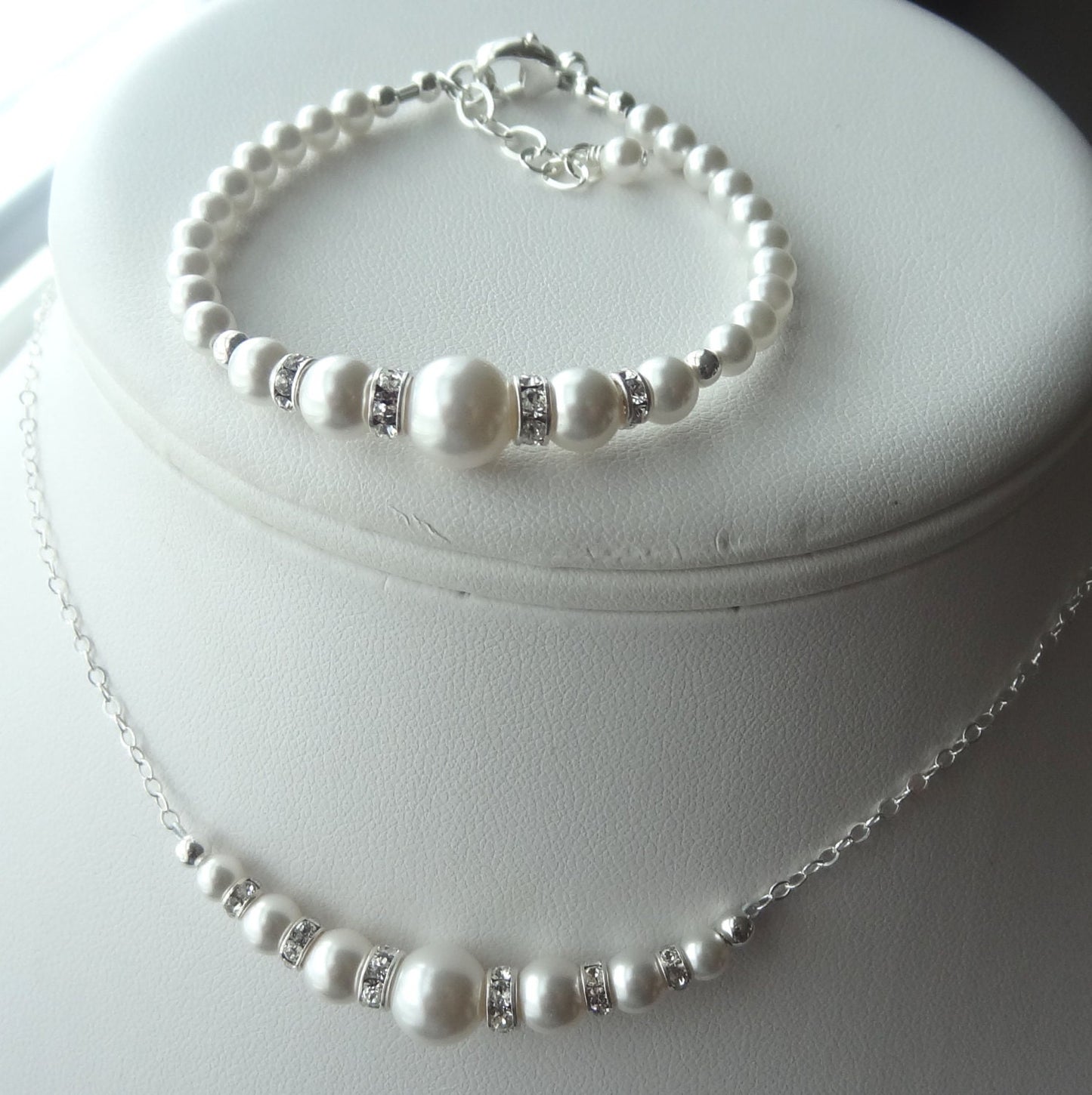 Bride Pearl Necklace, Bridal Pearl Necklace,Bridesmaids Necklace,Pearl Necklace,Junior Bridesmaid Pearl Neclace,Flower Girl Pearl Necklace
