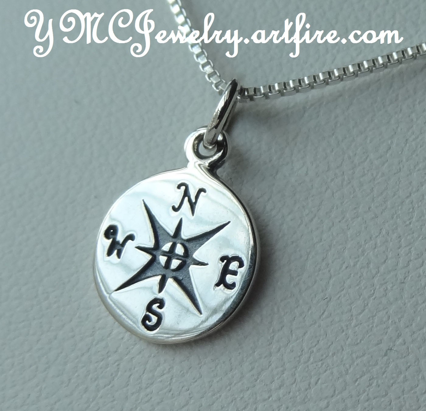 Compass Necklace, Sterling Silver Compas Necklace, Bridesmaids Gift Necklace, Best Friend Necklace,Travel Necklace, Small Compass Necklace